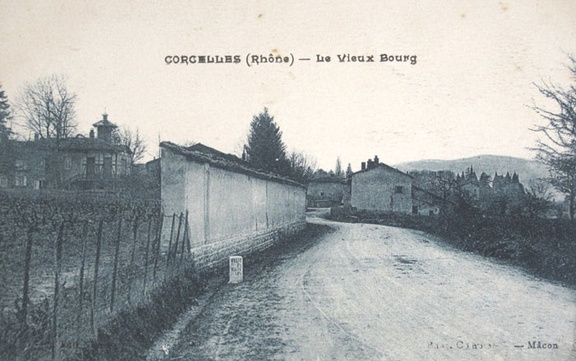 69-Corcelles-en-Beauj-vieux-bourg