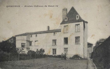 69-Quincieux-chateau-d-henri-IV