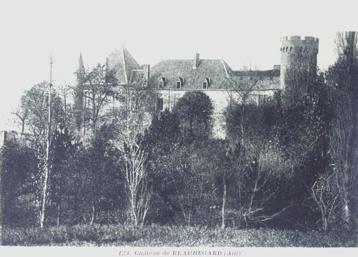 01-BEAUREGARD-chateau.jpg
