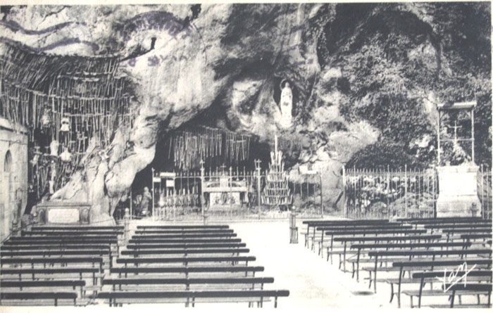 65-Lourdes-1946.jpg