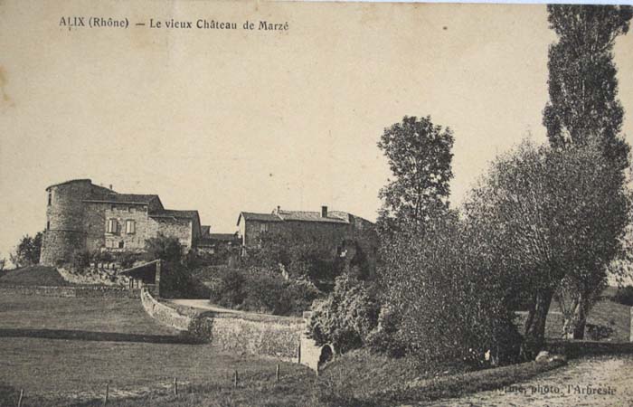 69-Alix-chateau-de-Marze.jpg