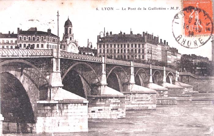 69-LYON-Pont-la-Guillotiere.jpg