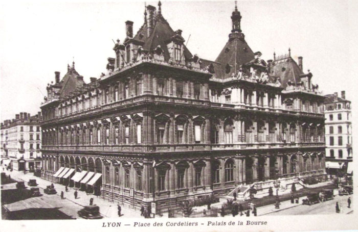 69-Lyon-palais-de-la-bourse.jpg