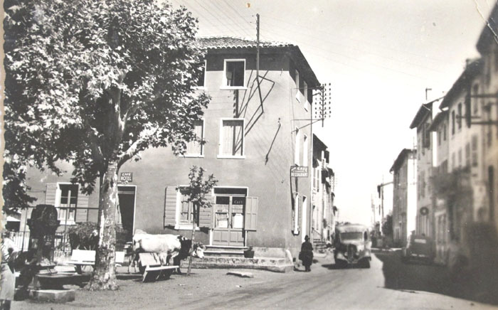 69-St-Pierre-La-Palud-1953.jpg