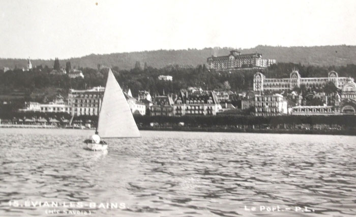 74-Evian-les-Bains-le-port.jpg