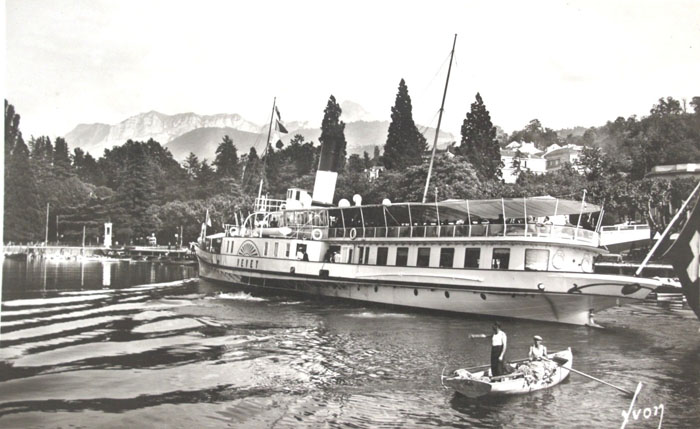 74-Evian-les-bains-port.jpg